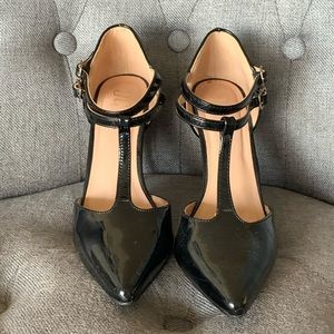 T-strap pointed toe heels